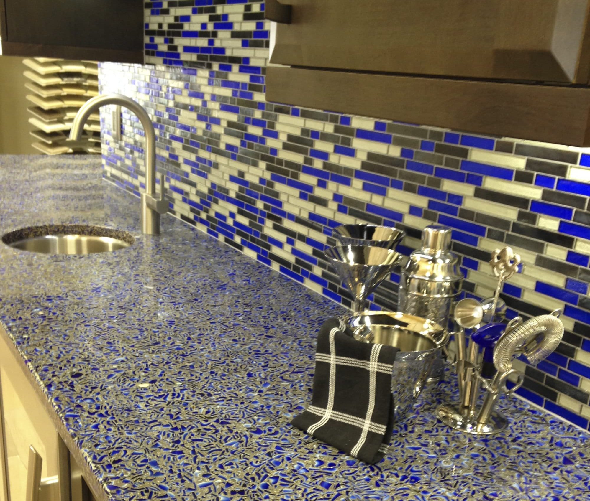 cobalt skyy bar top