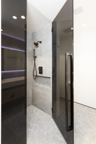 porcelain shower