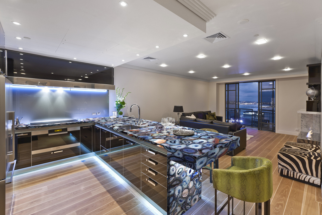 Precioustone kitchen